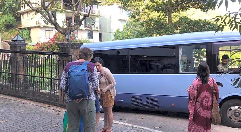 Funk Bunk Inn - Bed & Breakfast