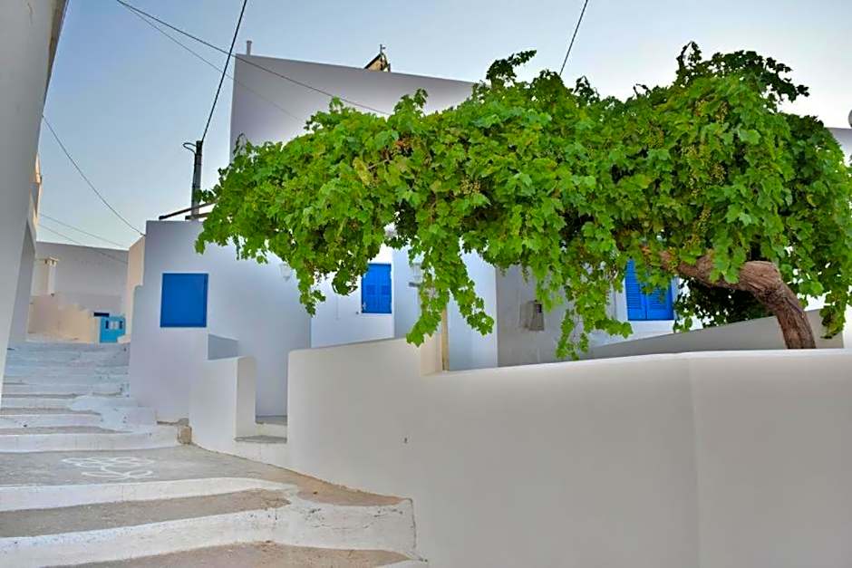 Anatoli Rooms