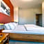 Hotel Aviator