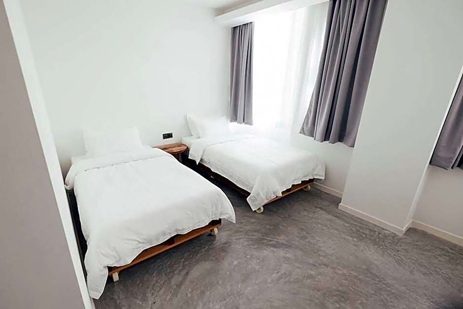 White Loft Hotel