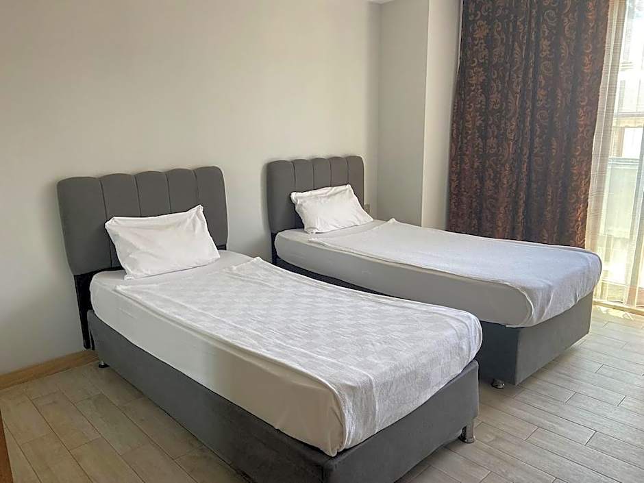 Zeynel Hotel