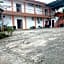OYO 93332 Kharis Home Stay