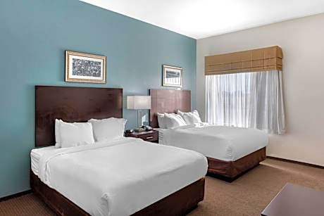 Queen Room with Two Queen Beds - Non-Smoking