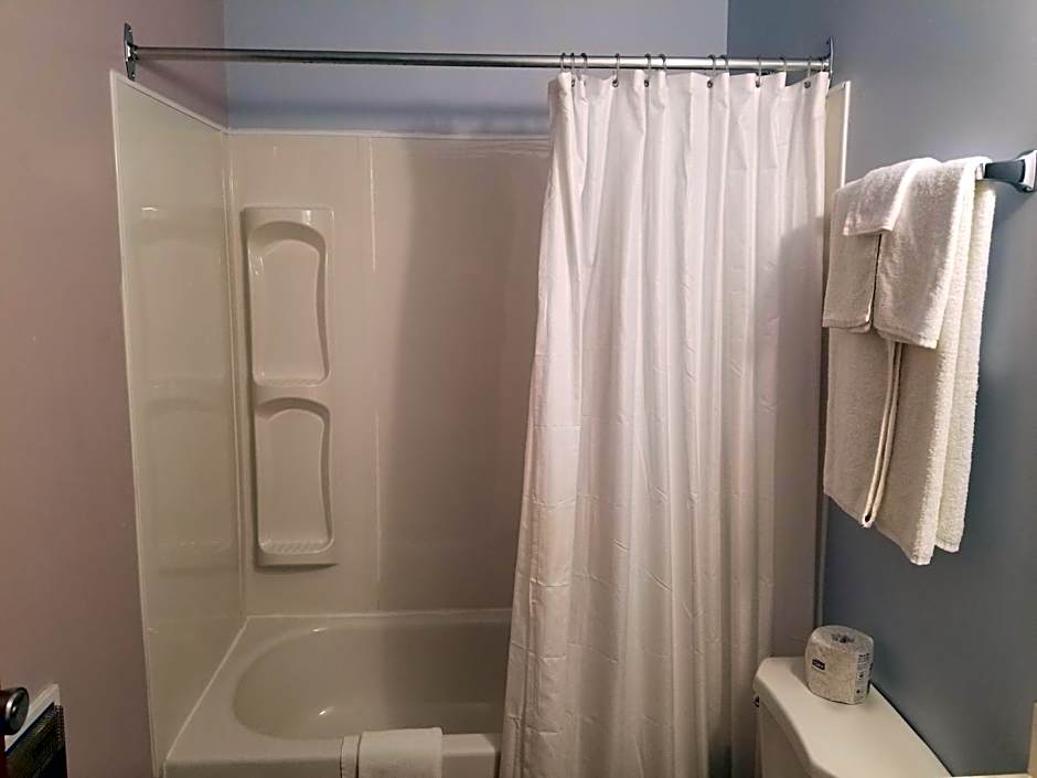 Moosomin Country Squire Inn