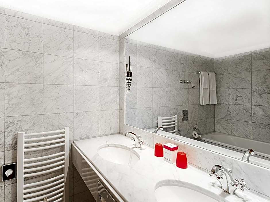 DORMERO Hotel Halle