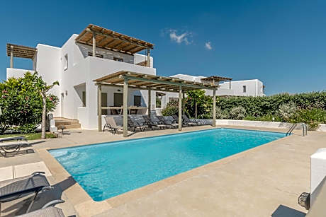 Grand Suite with Partial Sea View and Private Swimming Pool