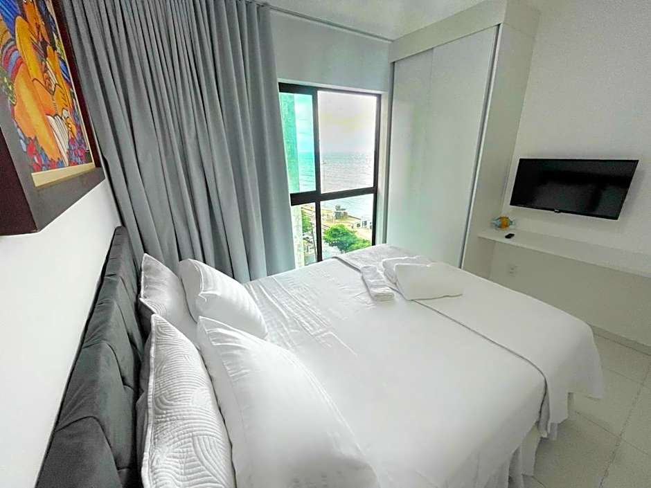 W703 · Requinte, vista e luxo a beira-mar