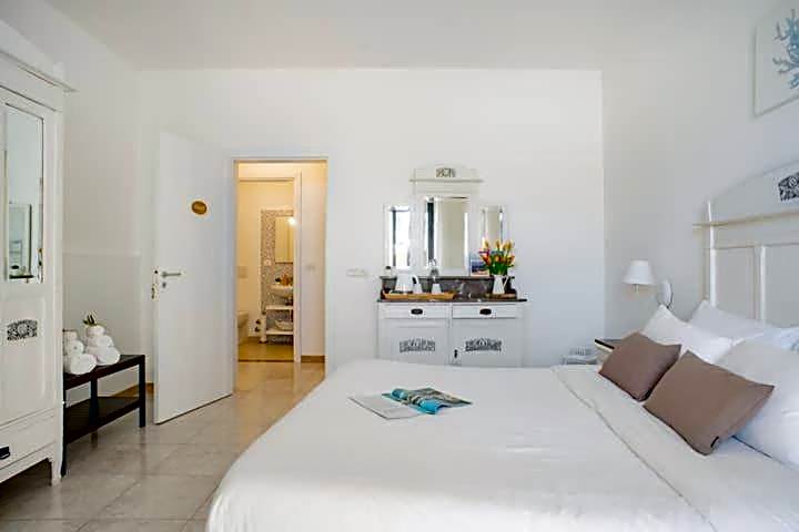 Biancaleuca Rooms & Suite