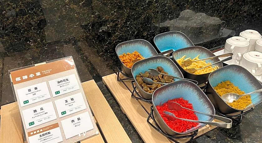 CHECK inn Taichung Zhongshan