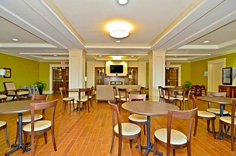 Hawthorn Suites by Wyndham Dickinson