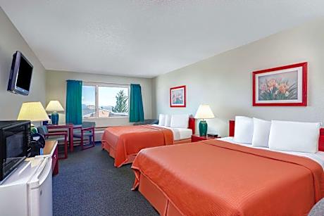 Queen Room with Two Queen Beds - Non-Smoking