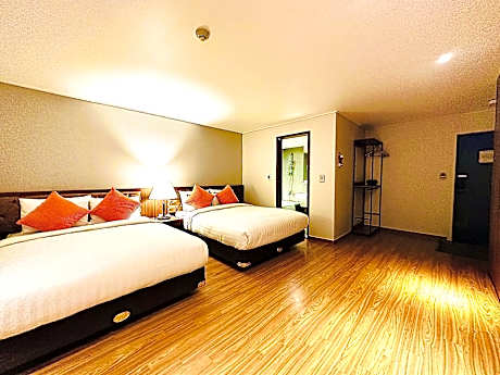 Deluxe Twin - No View