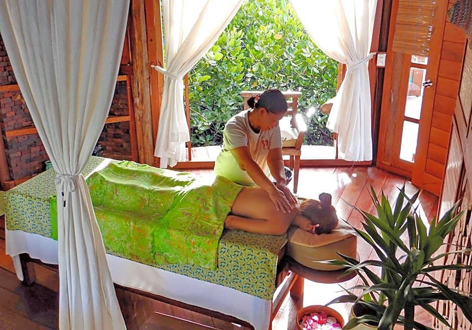 Raja Ampat Dive Lodge