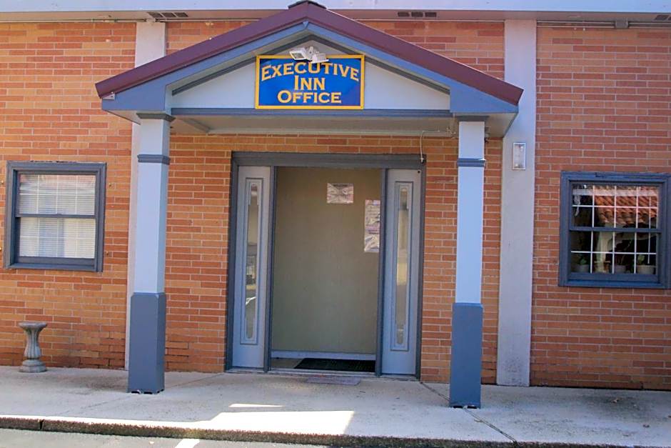 Photo 1 of 37 of Executive Inn