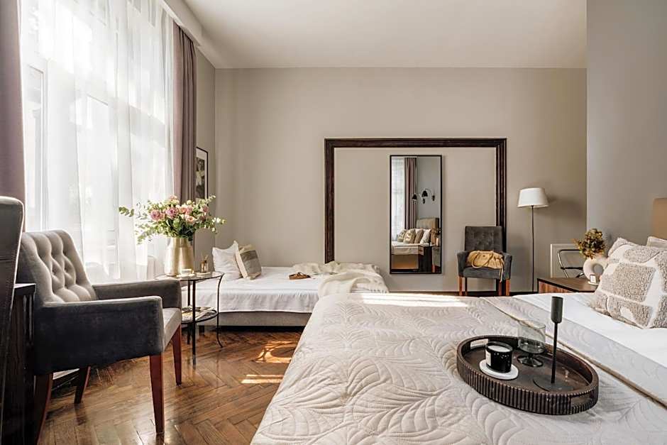 Grottger Luxury Boutique Hotel City