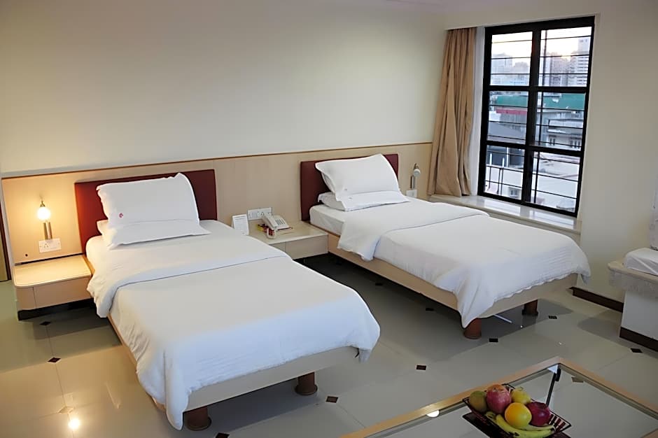Garden Hotel