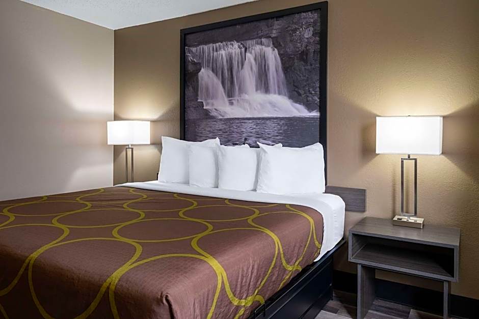 Super 8 by Wyndham Merrillville/Gary Area