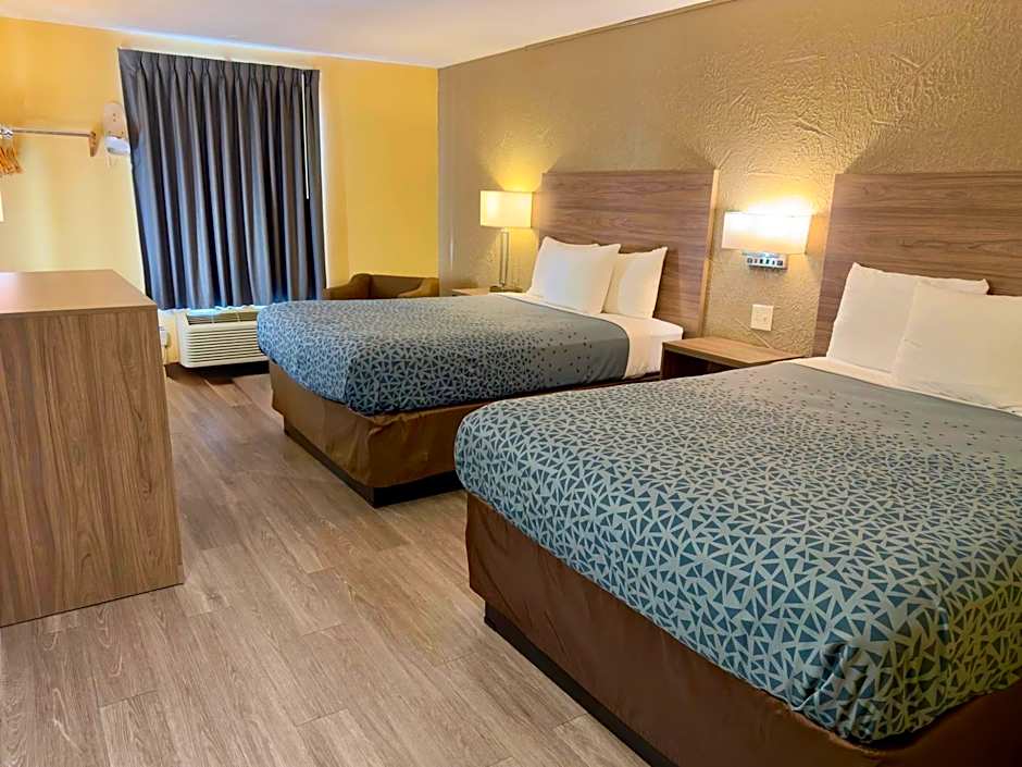 Econo Lodge Lansing - Leavenworth