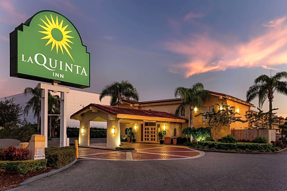 La Quinta Inn & Suites by Wyndham Tampa Bay Airport