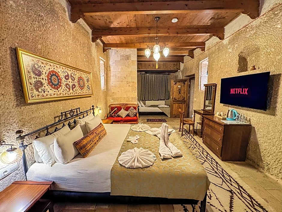 Nomads Cave Hotel & Rooftop