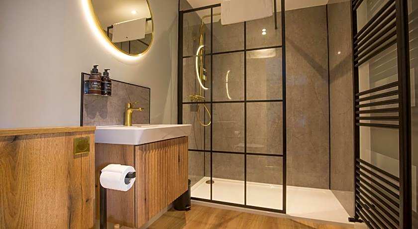 OYO Braeriach Hotel, Highlands Scotland