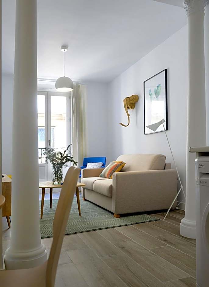 nQn Aparts & Suites Madrid