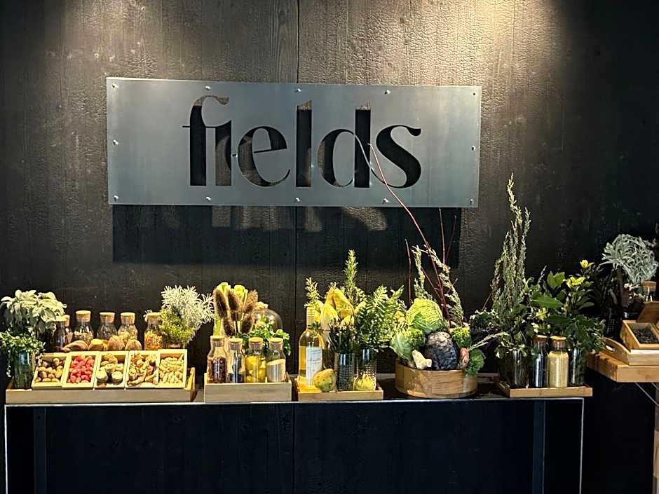 Airfield Living - Airport