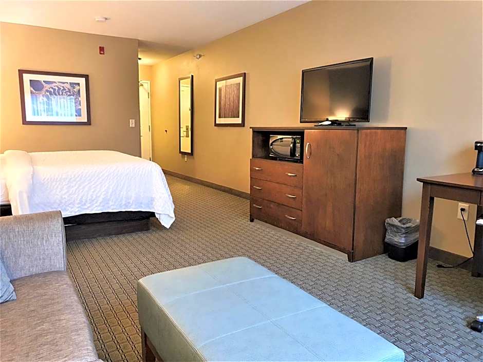 AmeriVu Inn and Suites - Chisago City
