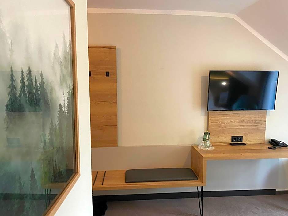 Hotel & Restaurant Kronenhof am Weser-Radweg