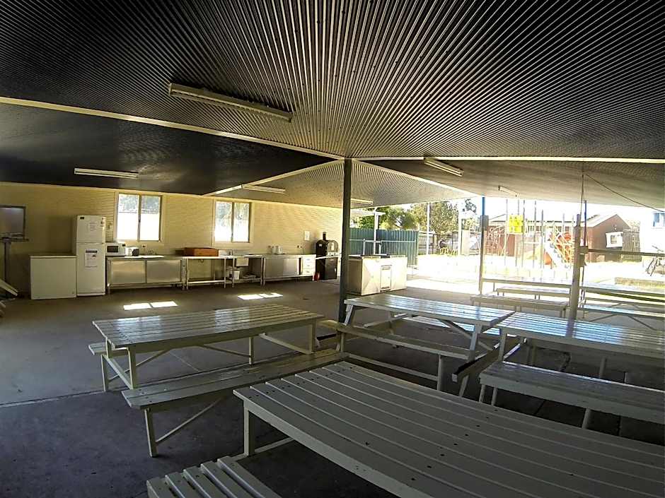 Twin Waters Caravan Park