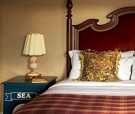 Marine West Links Sea View Suite
