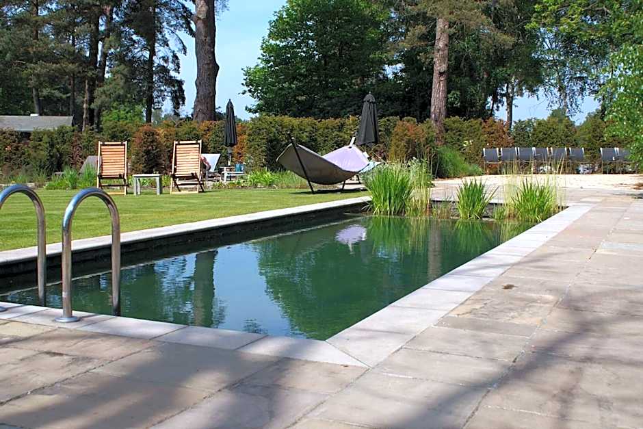 Foxhills Club & Resort