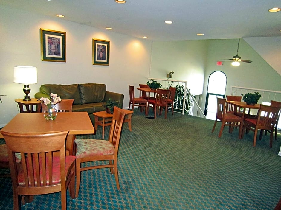 Suburban Studios Columbus East