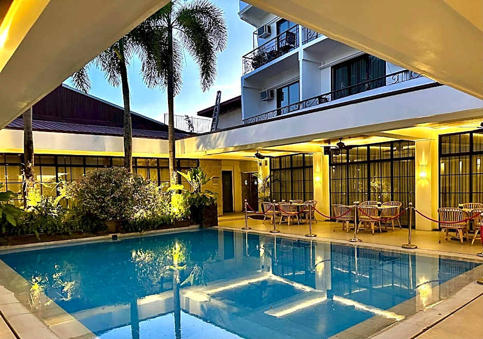 Sugarland Hotel