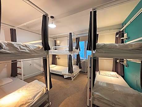 6-Bed Private Room Ensuite