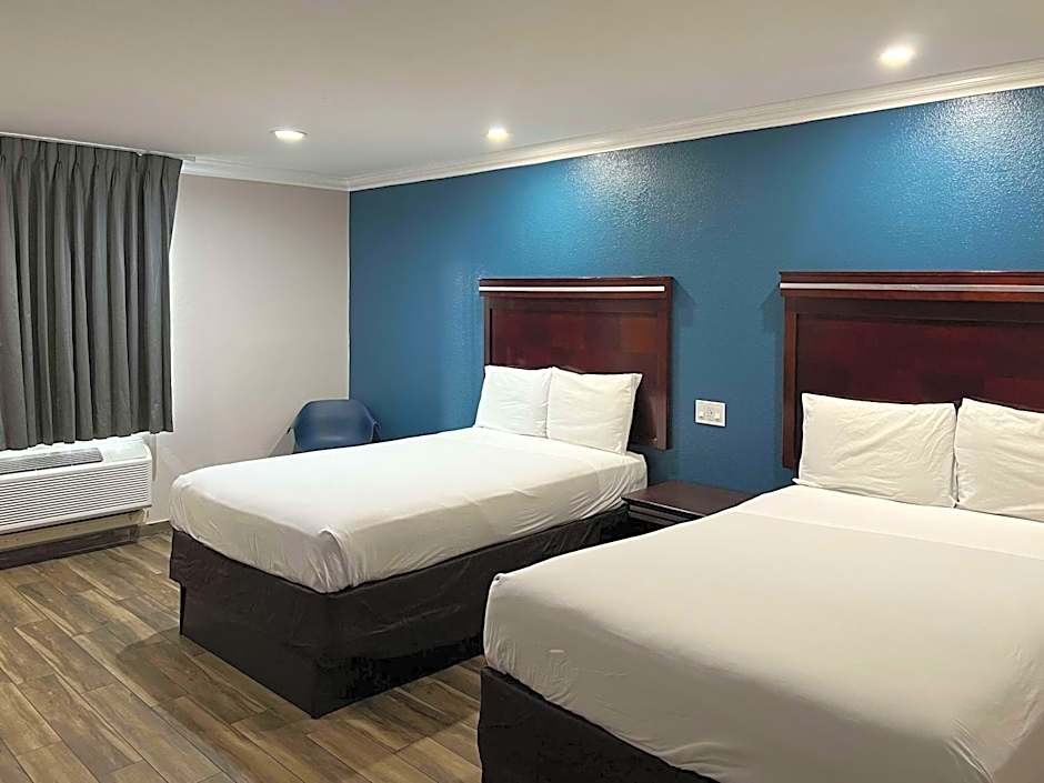 Studio 6 Suites Mesa AZ Near Downtown & Sloan Park