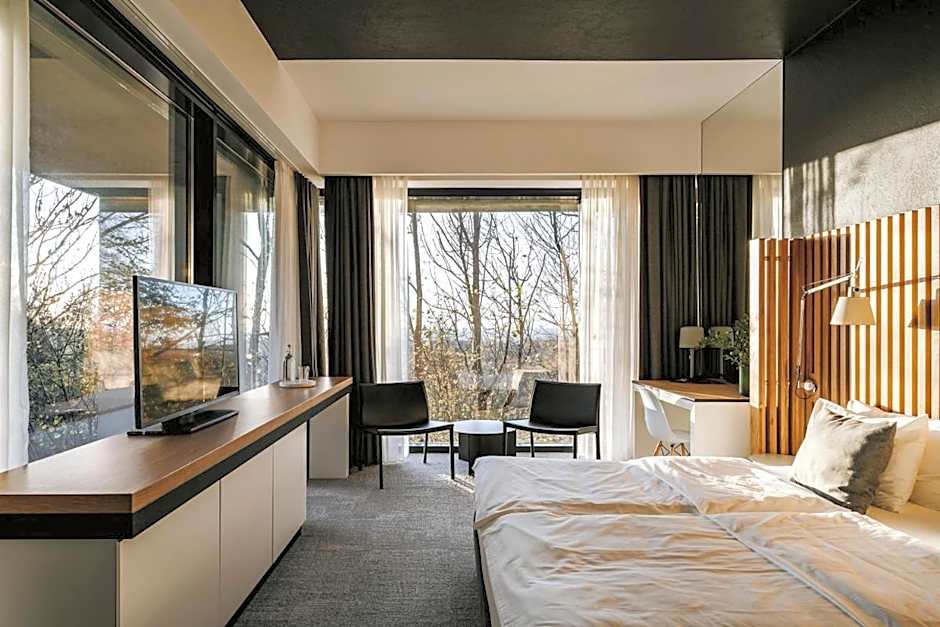 Photo 1 of 3 of Double Room