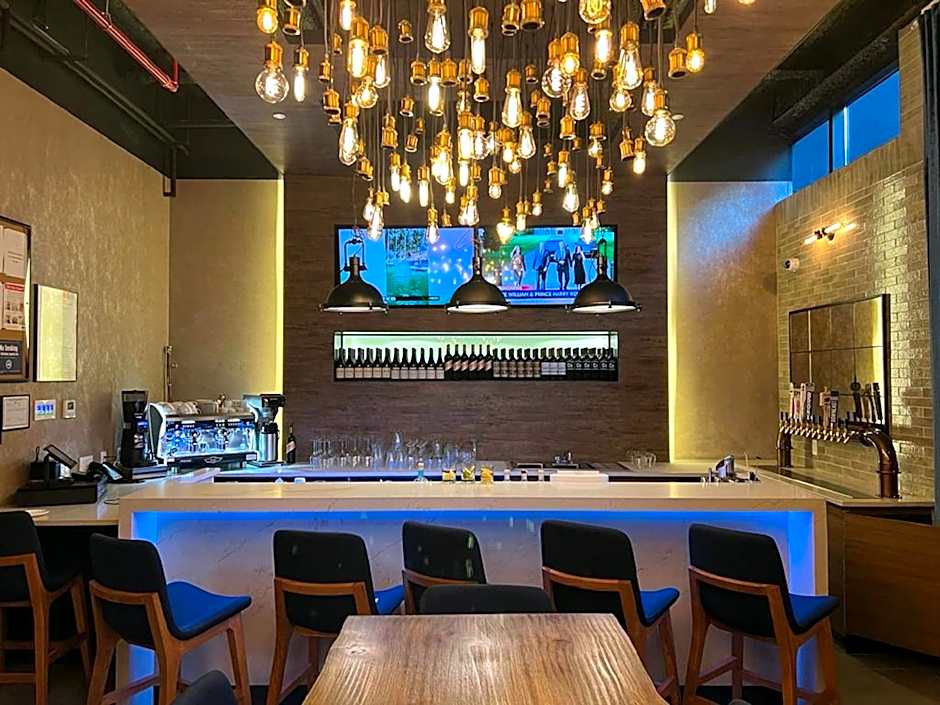 Hotel 42