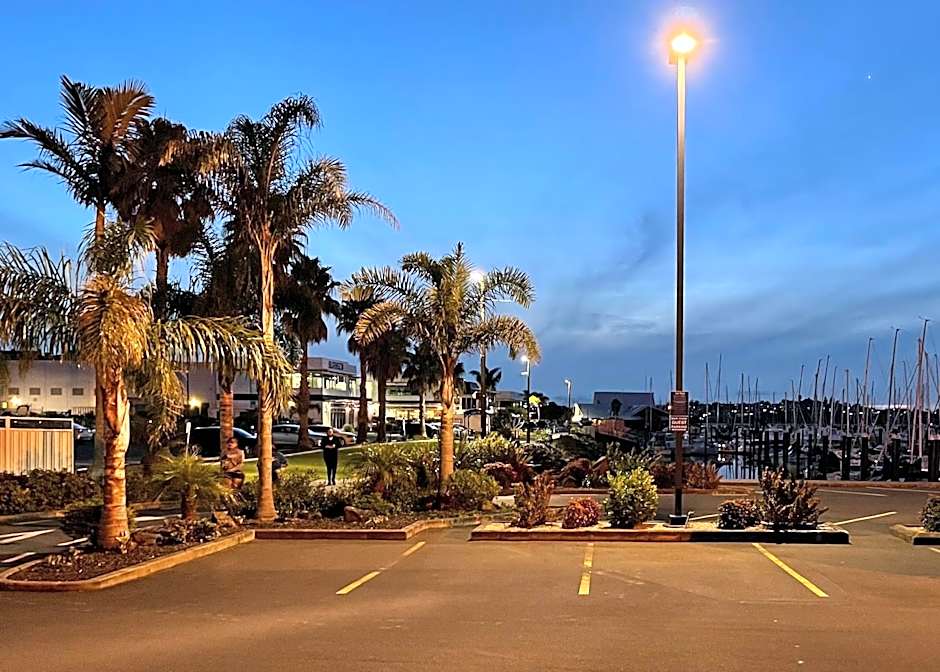 Half Moon Bay Motel
