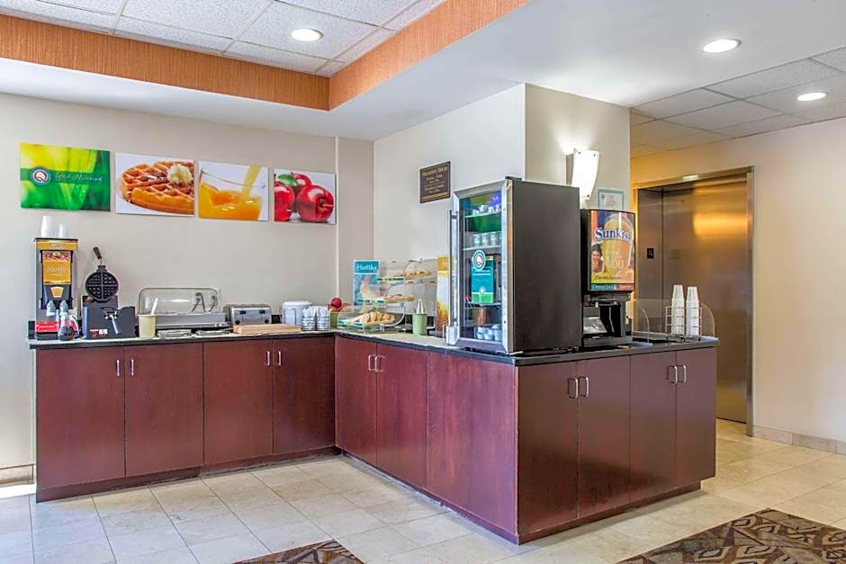 Quality Inn & Suites Danbury near University