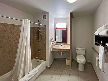 Suite with Two Queen Beds - Accessible/Non-Smoking