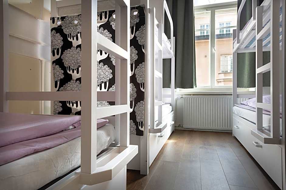 Hostel Diana Park