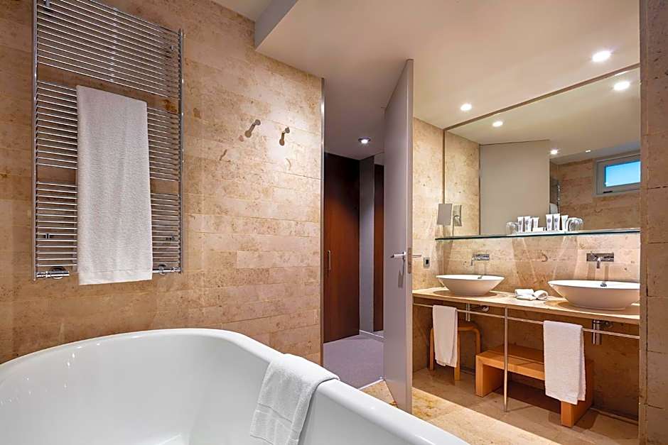 The Artist Grand Hotel of Art