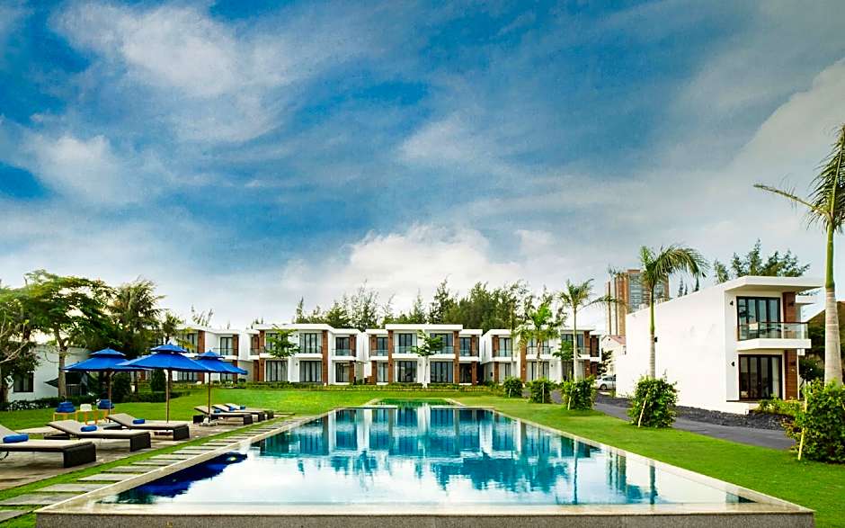 Saint Simeon Beach Residence