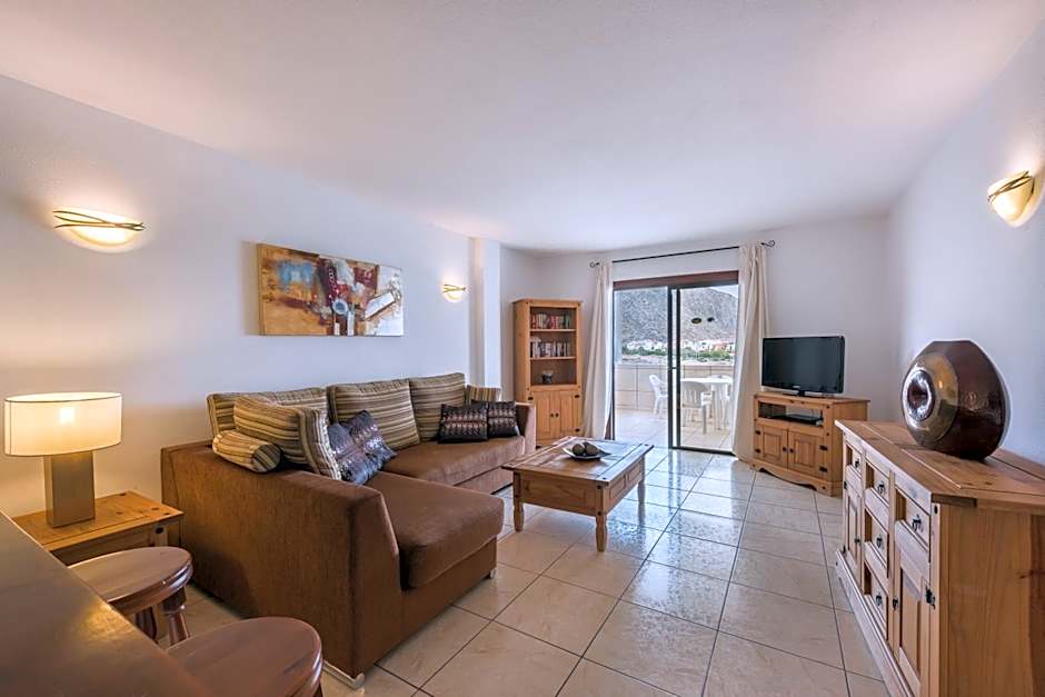 Paloma Beach Apartments