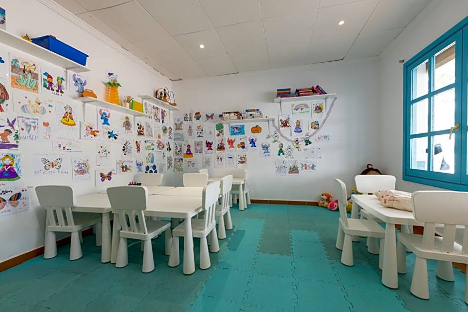 Blue Sea Costa Bastian