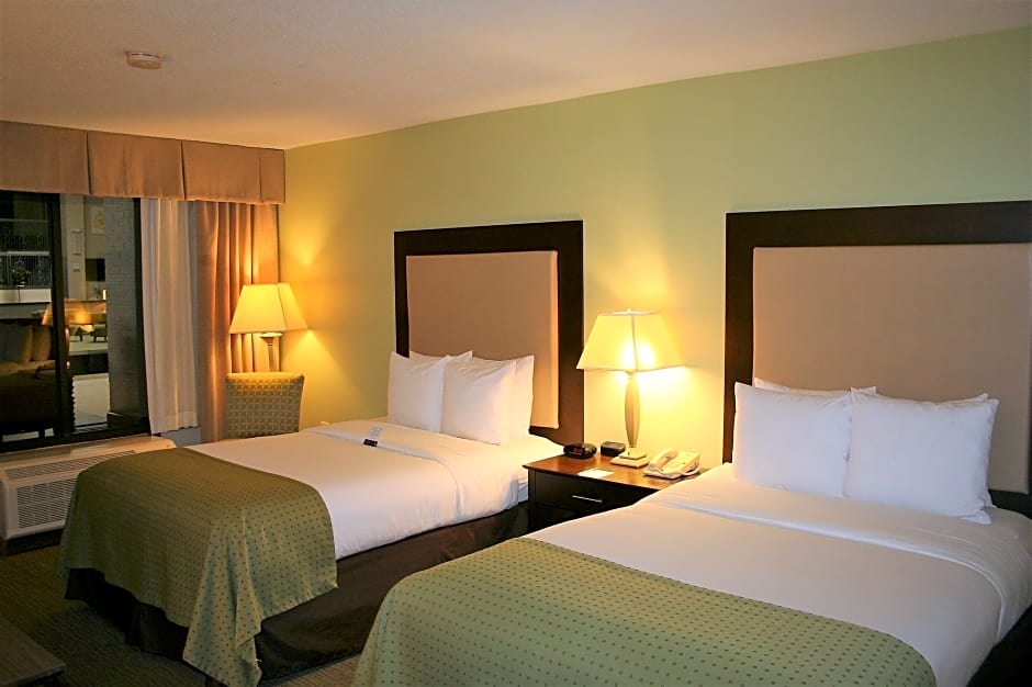 Clarion Inn & Suites Conference Center