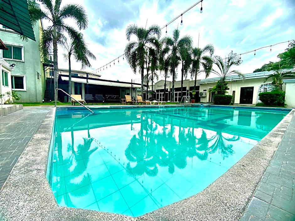 Hotel Euroasia by Bluebookers