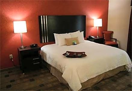 Hampton Inn & Suites Richmond Glenside