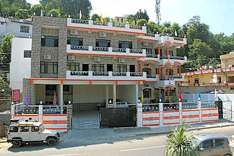 Hotel Aashriwad